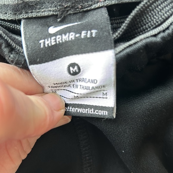 Nike Therma fit pants size medium - Picture 3 of 4